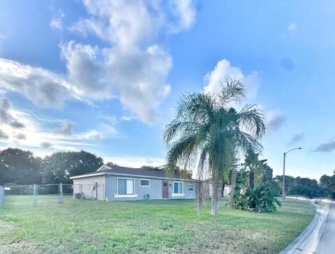 1650 SE Burning Lane, Port Saint Lucie, FL 34952