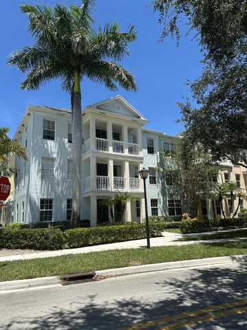 225 Murcia Drive, Jupiter, FL 33458