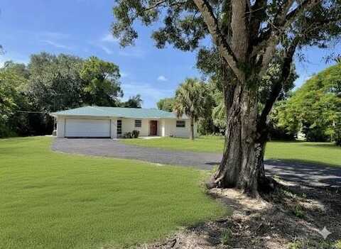 16790 E Glasgow Drive, Loxahatchee Groves, FL 33470