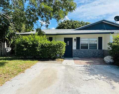 3882 Kenas Street, West Palm Beach, FL 33403