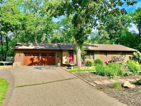 702 4th Street N, Hudson, WI 54016