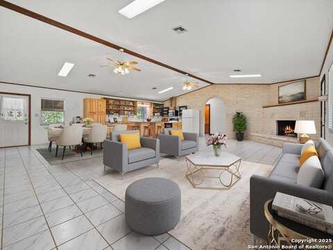 710 Chipman, Bandera, TX 78003
