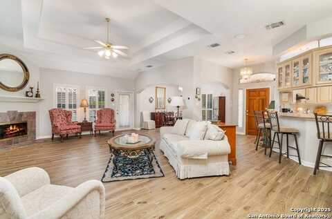 6 Oakwell Farms, San Antonio, TX 78218