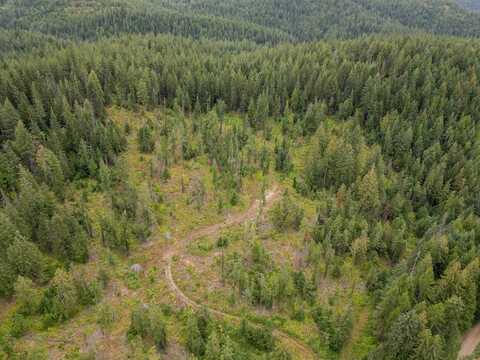 N Deer Ln, Mead, WA 99021