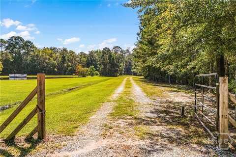 1075 Kolic Helmey Road, Guyton, GA 31312