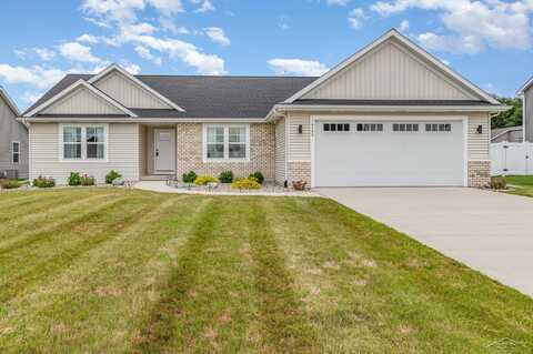 10450 Laurel Woods, Freeland, MI 48623