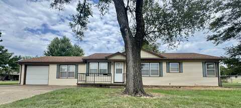 1120 W Cypress Ave, Arkansas City, KS 67005