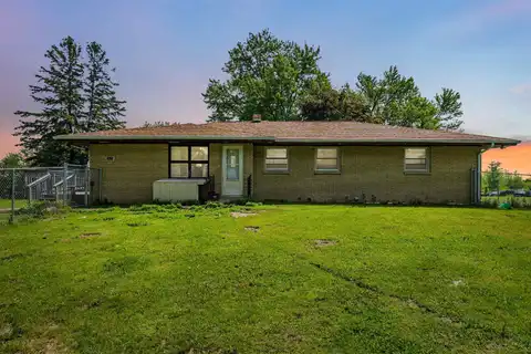 3620 Curwen Lane, Hazel Green, WI 53811
