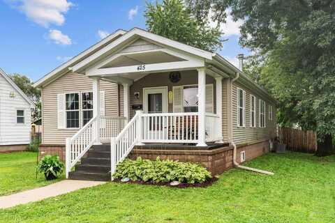425 Pine Street, Tomah, WI 54660