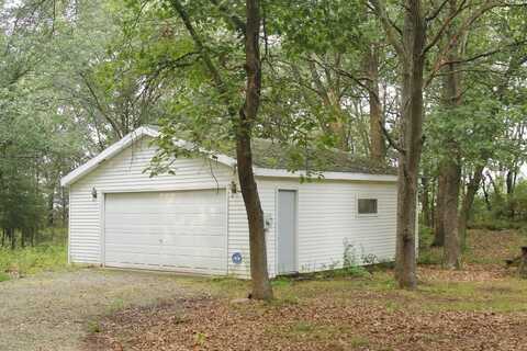 N5830 Oak Tree Acres, Princeton, WI 54968