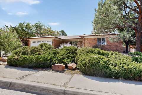 3804 Mount Rainier Drive NE, Albuquerque, NM 87111