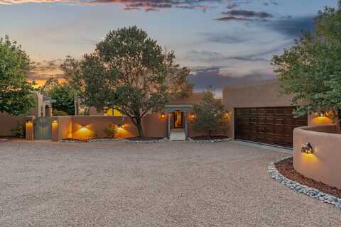 7208 Old Santa Fe Trail, Santa Fe, NM 87505