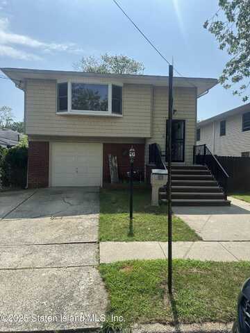 118 Greencroft Avenue, Staten Island, NY 10308
