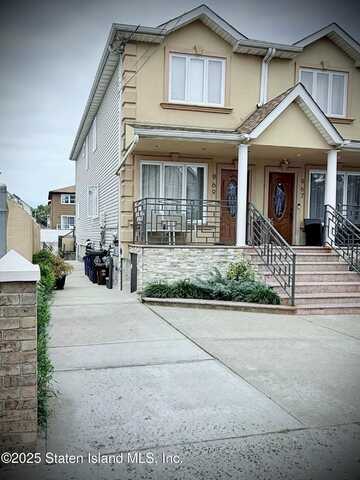 969 Nugent Avenue, Staten Island, NY 10306