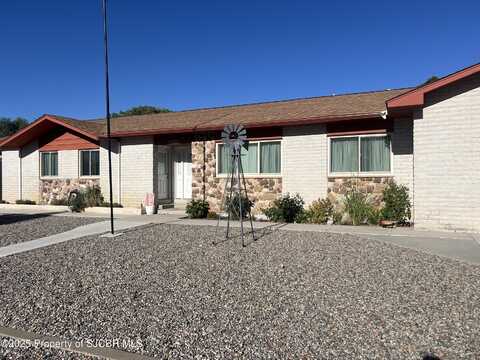 2413 N MUNICIPAL Drive, Farmington, NM 87401