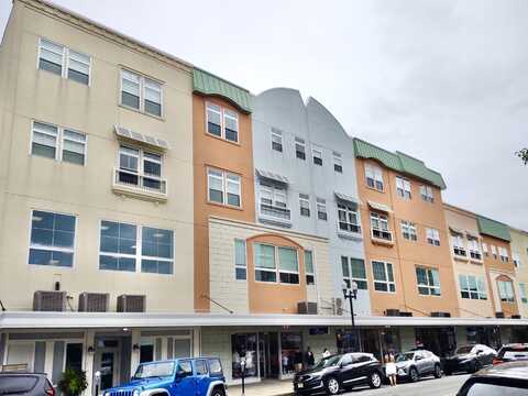 810 Asbury Ave, Ocean City, NJ 08226