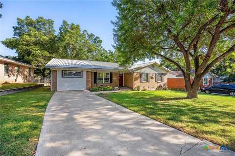 1315 W Avenue B, Lampasas, TX 76550