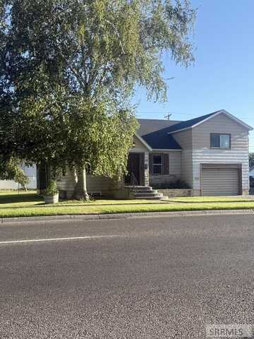 428 Lomax Street, Idaho Falls, ID 83401