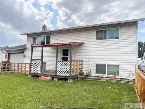 5174 E Scoresby Avenue, Iona, ID 83427