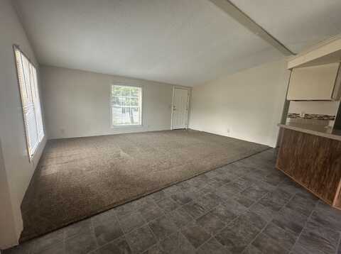 275 East Scarlet Oak Drive, Coopersville, MI 49404