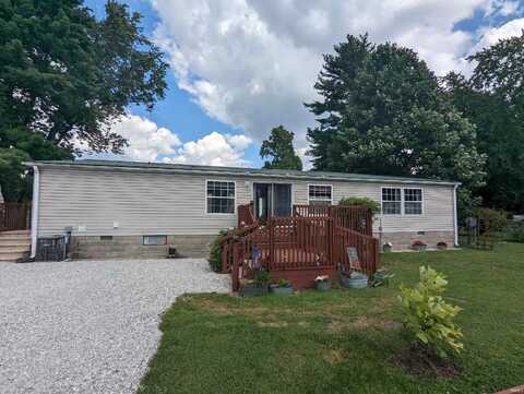 201 W First Street, Oaktown, IN 47561