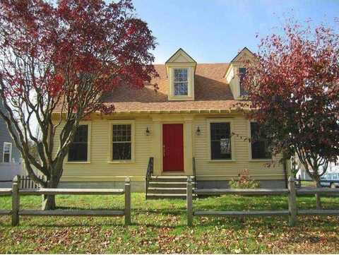 57 Dewolf Avenue, Bristol, RI 02809
