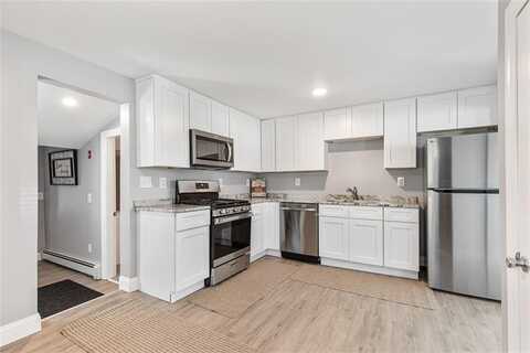 90 Huron Street, Warwick, RI 02889