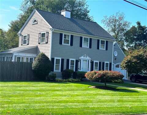50 Grandview Avenue, Lincoln, RI 02865