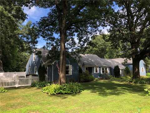 27 Birchwood Drive, Cumberland, RI 02864
