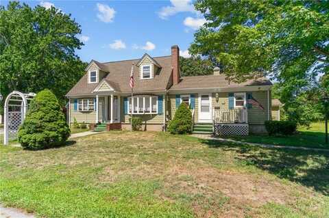 85 Lindy Avenue, Warwick, RI 02889