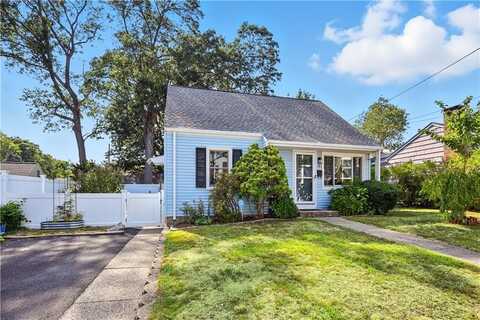 8 Pine Grove Street, East Providence, RI 02916
