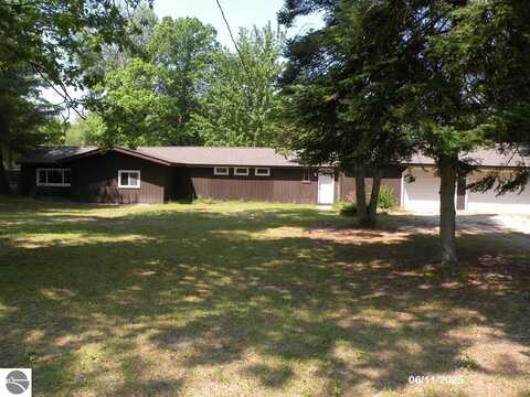 2853 Jean Street, Harrison, MI 48625