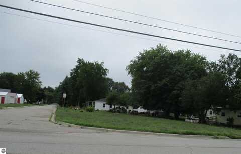 1532 E Superior Street, Alma, MI 48801