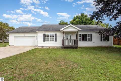 6644 Maple Street, Riverdale, MI 48877