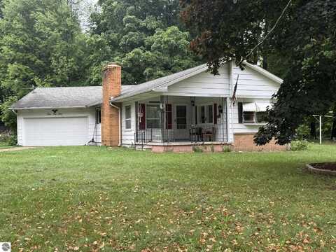 219 Autumn Road, Cadillac, MI 49601