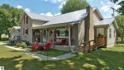 145 W Van Buren Road, Alma, MI 48801
