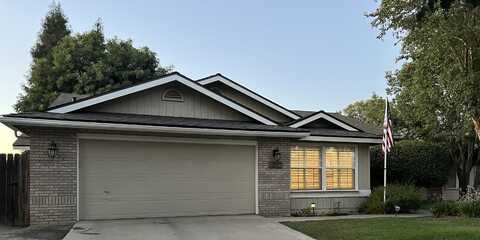 6022 W Howard Court, Visalia, CA 93277