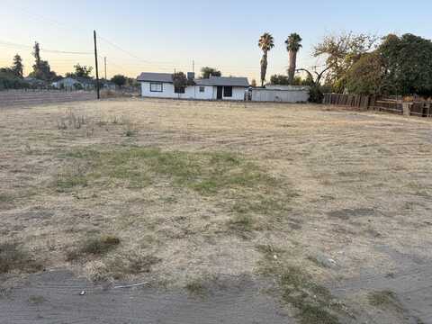 251301037 W Tomah, Porterville, CA 93257