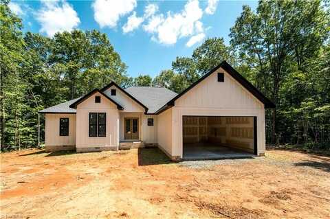 1060 Brown Road, King, NC 27021