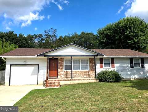 897 CHAPEL DRIVE, VINELAND, NJ 08361