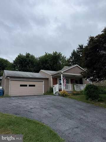 908 DERBYSHIRE AVENUE, MECHANICSBURG, PA 17055