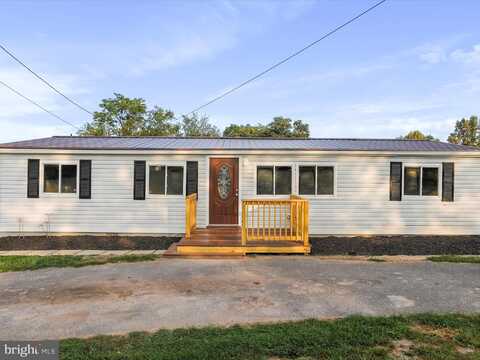 3901 FAIRVIEW DRIVE, BERKELEY SPRINGS, WV 25411