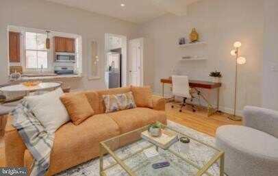 208 T STREET NE, WASHINGTON, DC 20002