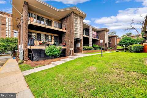 3904 STONE GATE DRIVE, SUITLAND, MD 20746