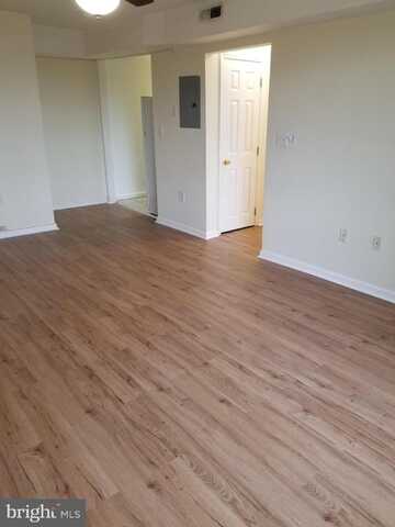 3865 HALLEY TERRACE SE, WASHINGTON, DC 20032