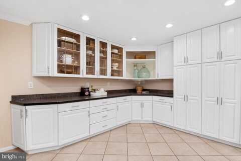 365 BERKSHIRE DRIVE, RIVA, MD 21140