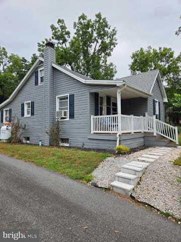 7 BURGNERS MILL ROAD, CARLISLE, PA 17015