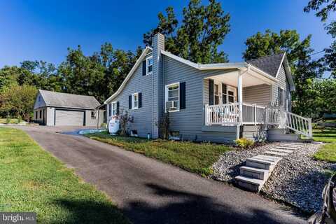 7 BURGNERS MILL ROAD, CARLISLE, PA 17015
