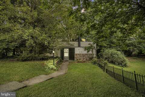 273 MCKNIGHT STREET, CARLISLE, PA 17013