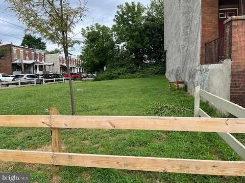 1239 W ERIE AVENUE, PHILADELPHIA, PA 19140